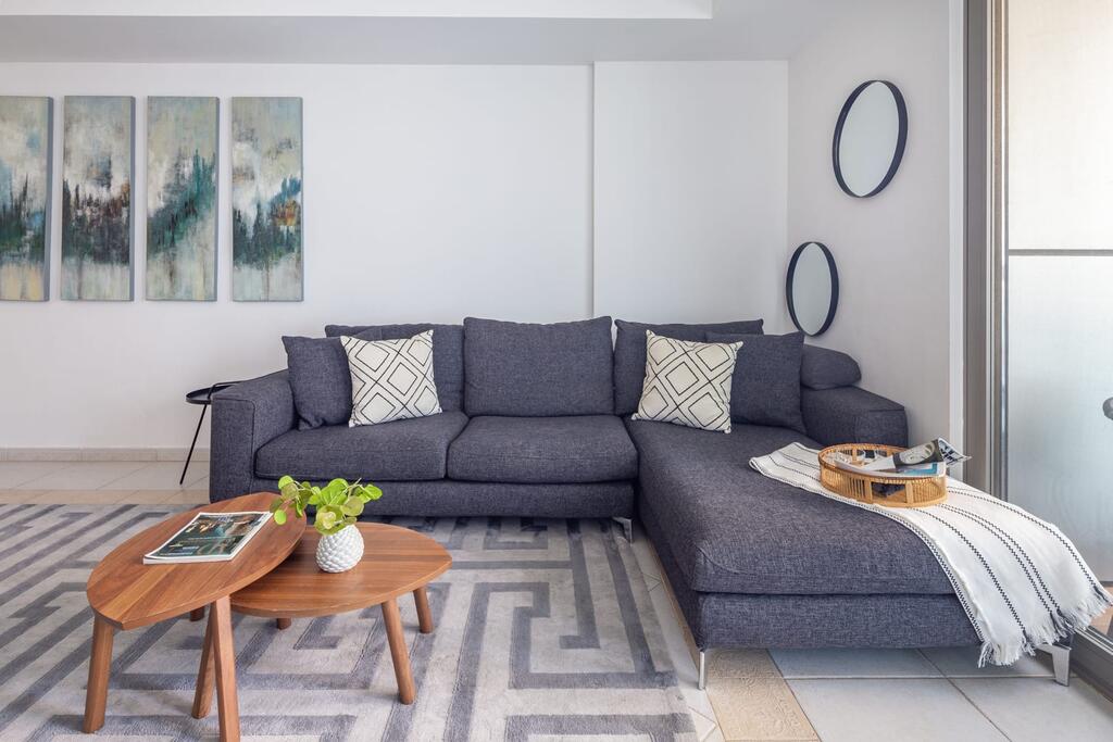 Frank Porter - Princess Tower - thumb 3