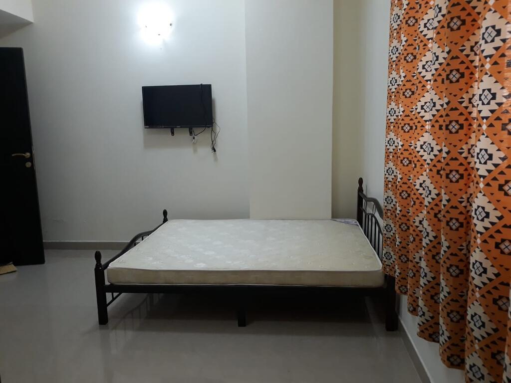 Affordable Accommodation For Two In Fujairah UAE - thumb 2