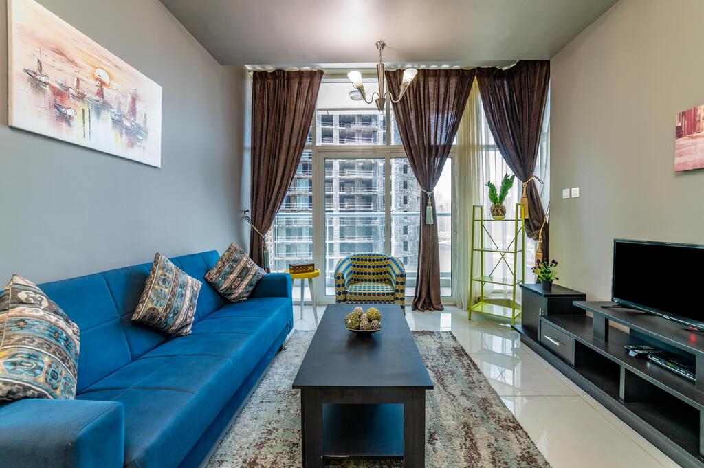 Golden Stay Vacation Homes Continental Tower Marina - thumb 1