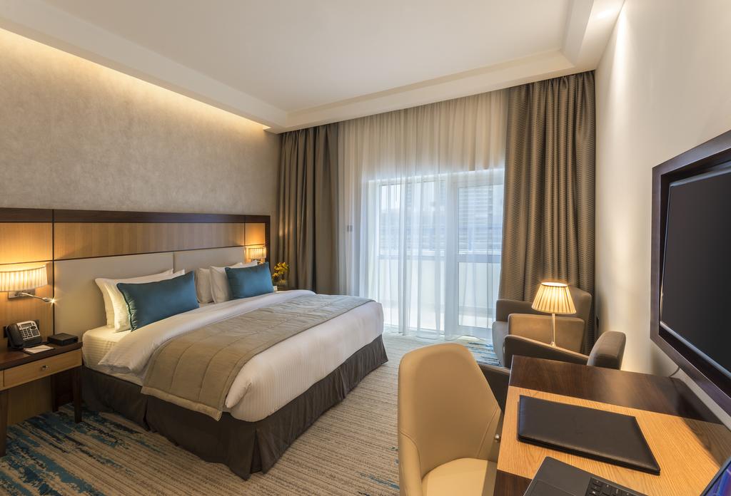 Golden Tulip Media Hotel - thumb 8