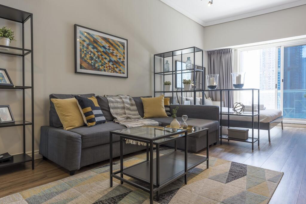 GuestReady - Modern Stylish Apt Only Steps To The Beach & Metro! - thumb 3