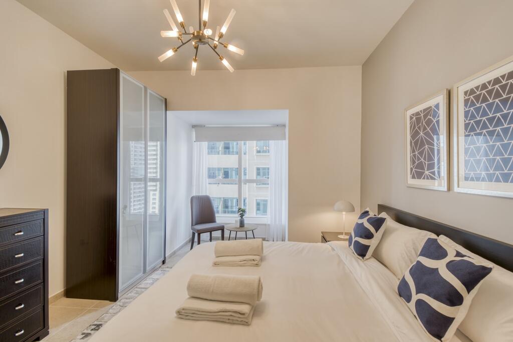 GuestReady - Spacious & Comfy Apt In Dubai Marina - thumb 2