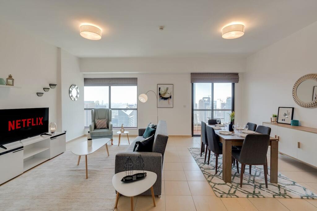 GuestReady - Stylish Apartment Perfect For Beach Getaway! - thumb 2