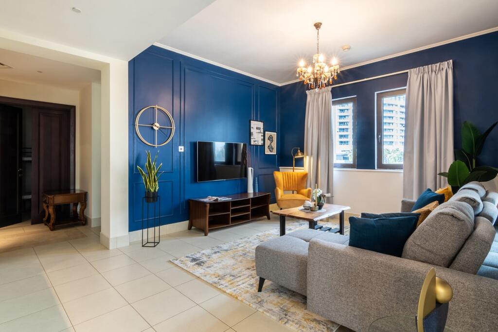 GuestReady Stunning Interiors In Downtown Dubai - thumb 0
