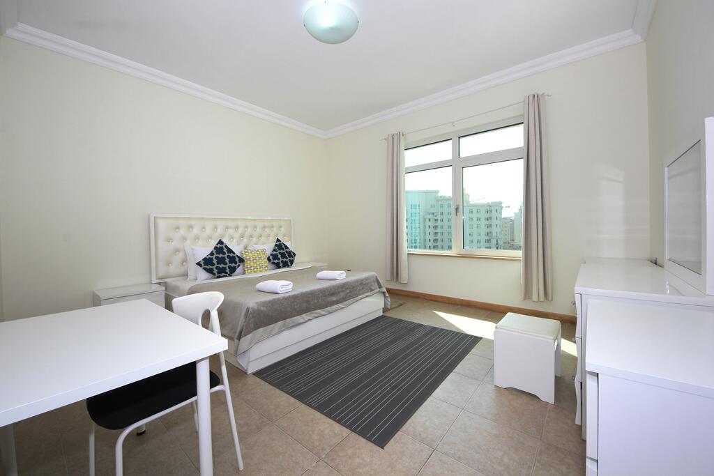 Hometown Apartments - 2 BR Palm Jumeirah Beach Holiday Apartment - thumb 6