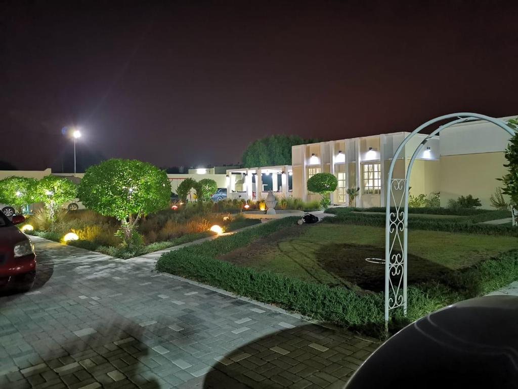 Al Ghoroub Farm Stay - Ù…Ø²Ø±Ø¹Ø© Ø§Ù„ØºØ±ÙˆØ¨ Ù„Ù„Ø¥ÙŠØ¬Ø§Ø± Ø§Ù„ÙŠÙˆÙ…ÙŠ - thumb 1