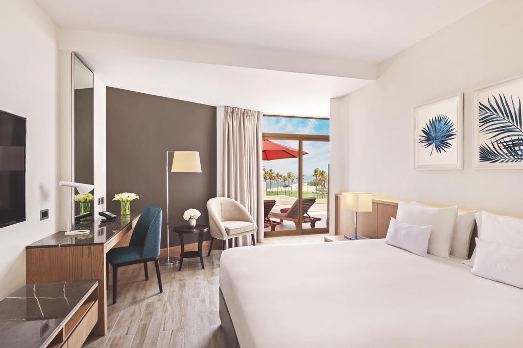 JA Beach Hotel - thumb 6