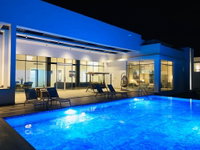 Kay Homes The One Royal Villa Accommodation Abudhabi