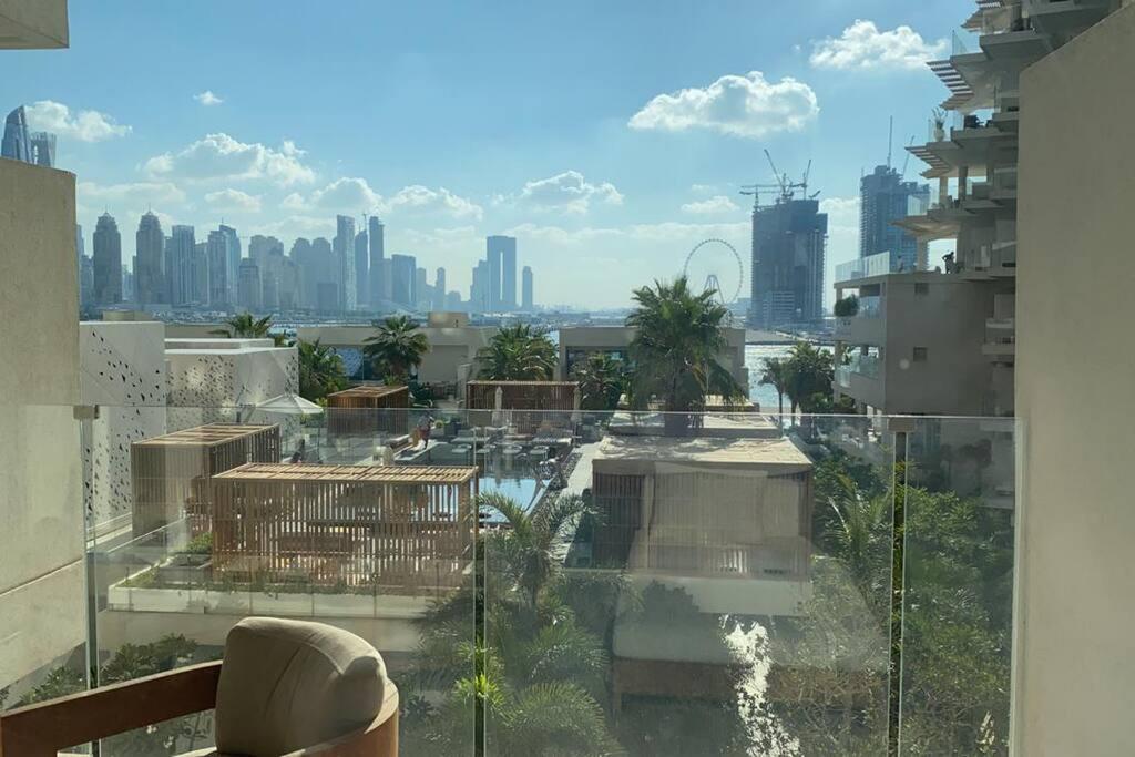 Key View - FIVE Palm - thumb 3