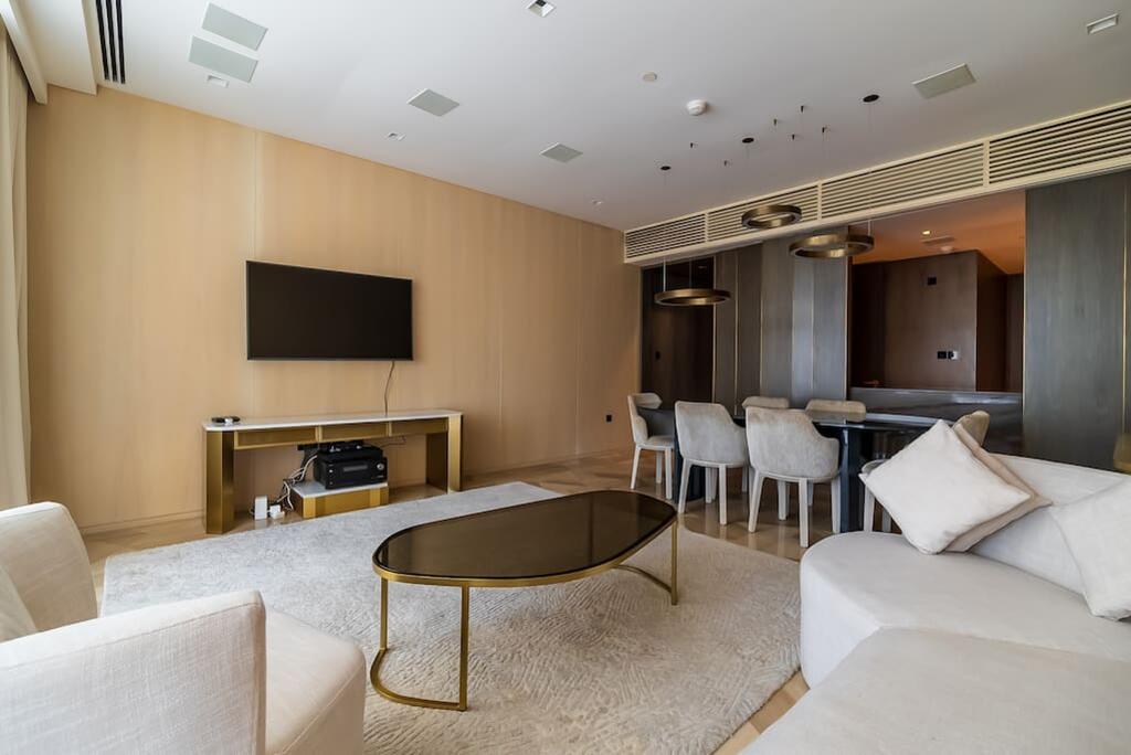 Key View - FIVE Palm - thumb 0