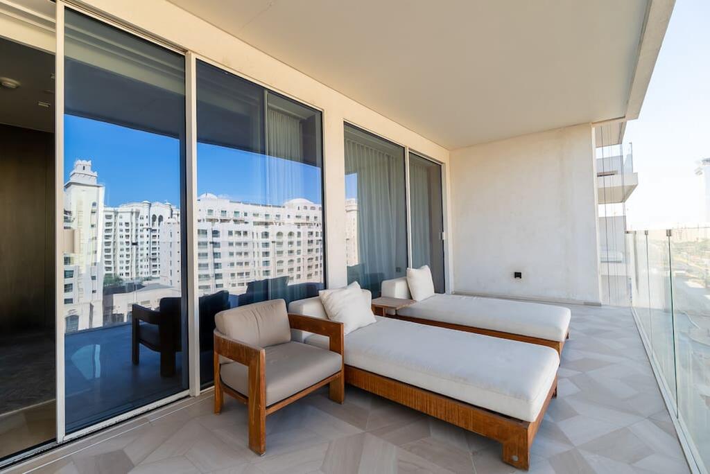 Key View - FIVE Palm - thumb 4