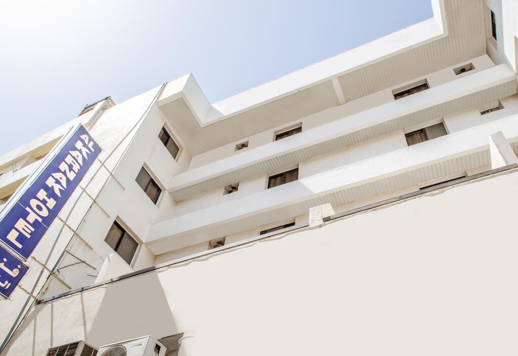 Al Karnak Hotel - thumb 6