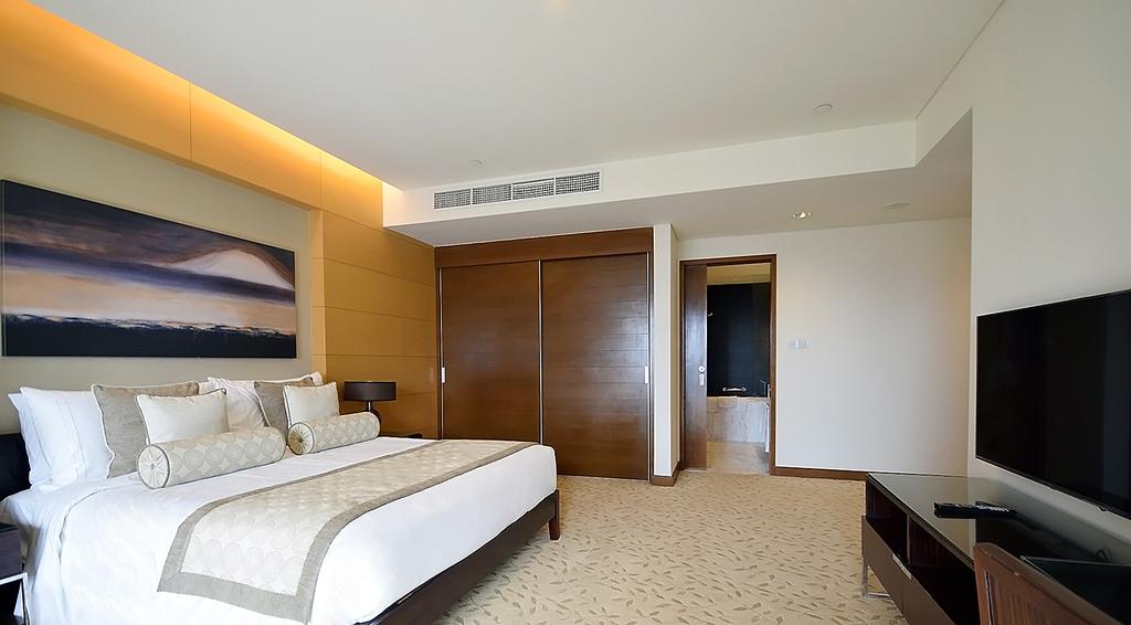 KeyHost - Downtown Dubai Mall - thumb 3