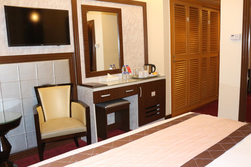 Al Khaleej Grand Hotel - thumb 1