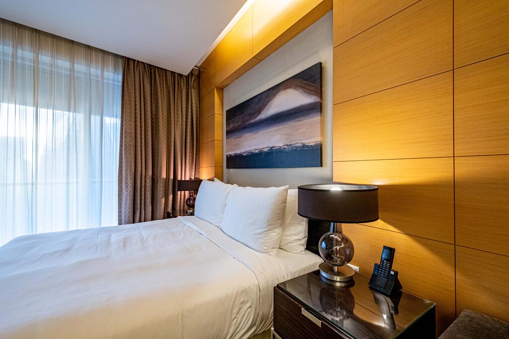 Large Studio Partial BurjView At The Address Dubai Mall - thumb 5