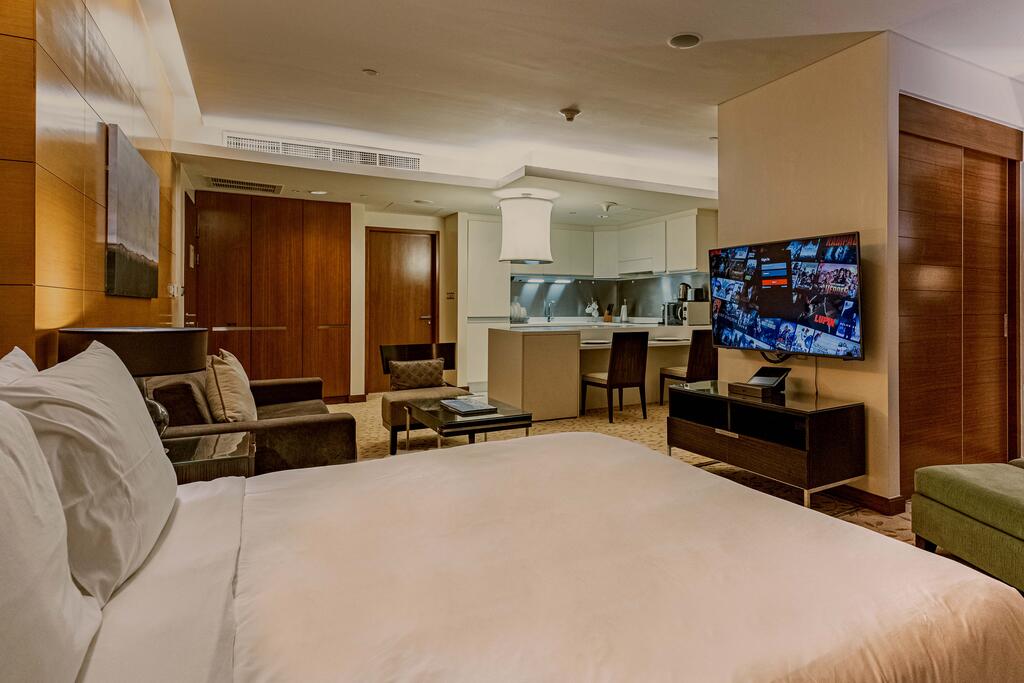 Large Studio Partial BurjView At The Address Dubai Mall - thumb 0