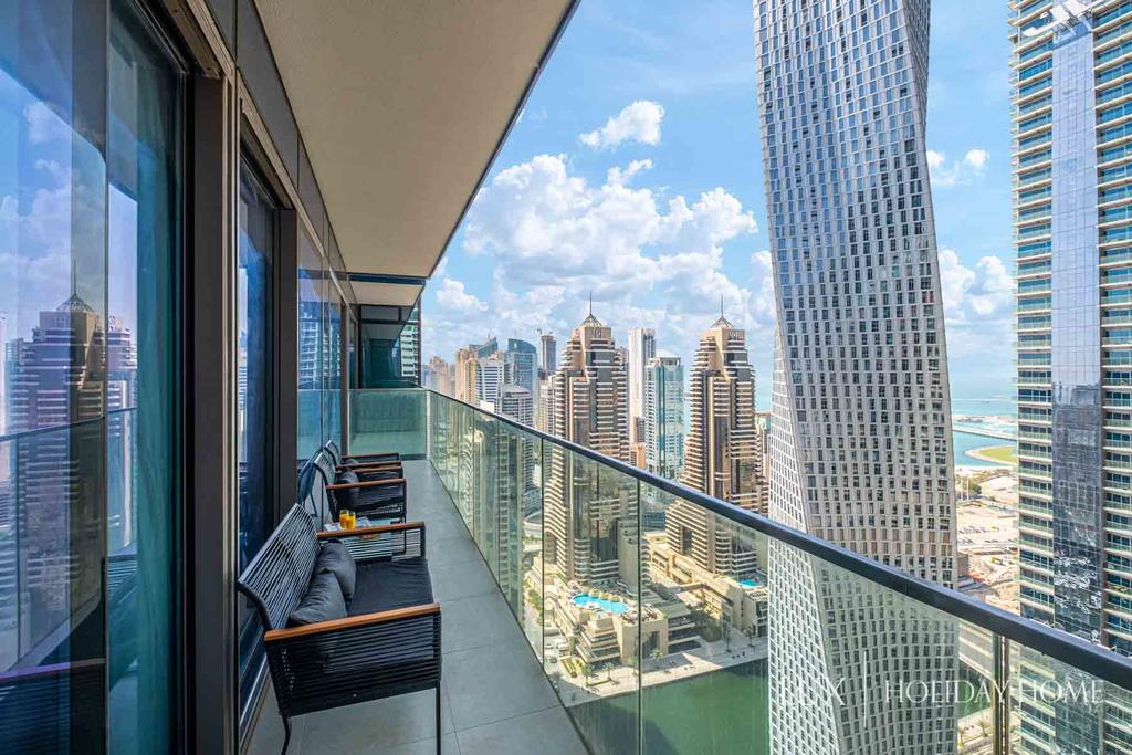 LUX - The Marina Gate Suite 2 - thumb 1