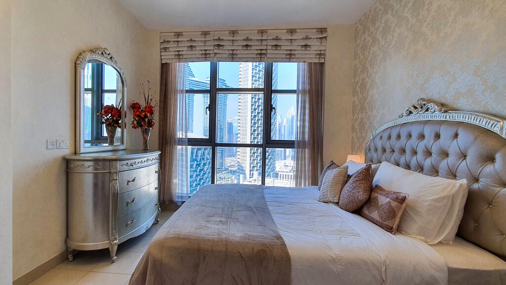 Lux BnB 1BR Apt @ Top Floor Burj & Sea Views Downtown - thumb 6