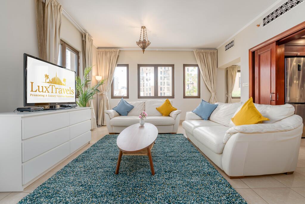 Lux BnB 3BR+Maids Sleeps10 Old Town & BurjViews - thumb 0