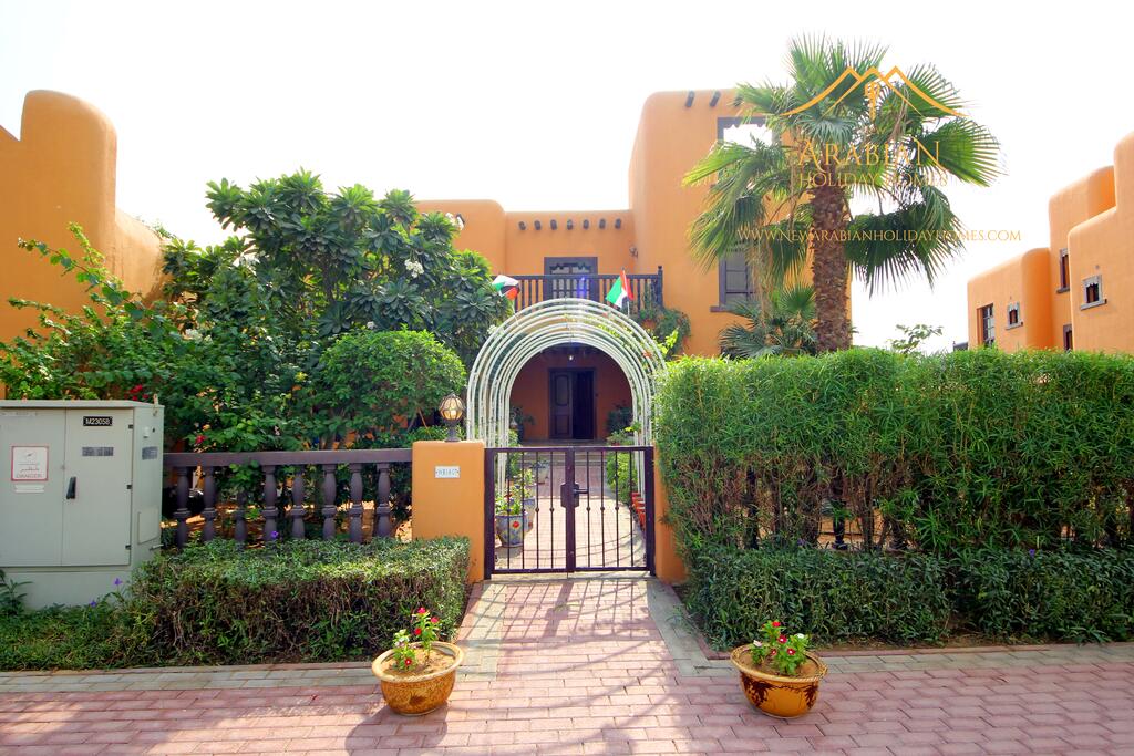 Amazing Garden Villa In Falcon City - thumb 0
