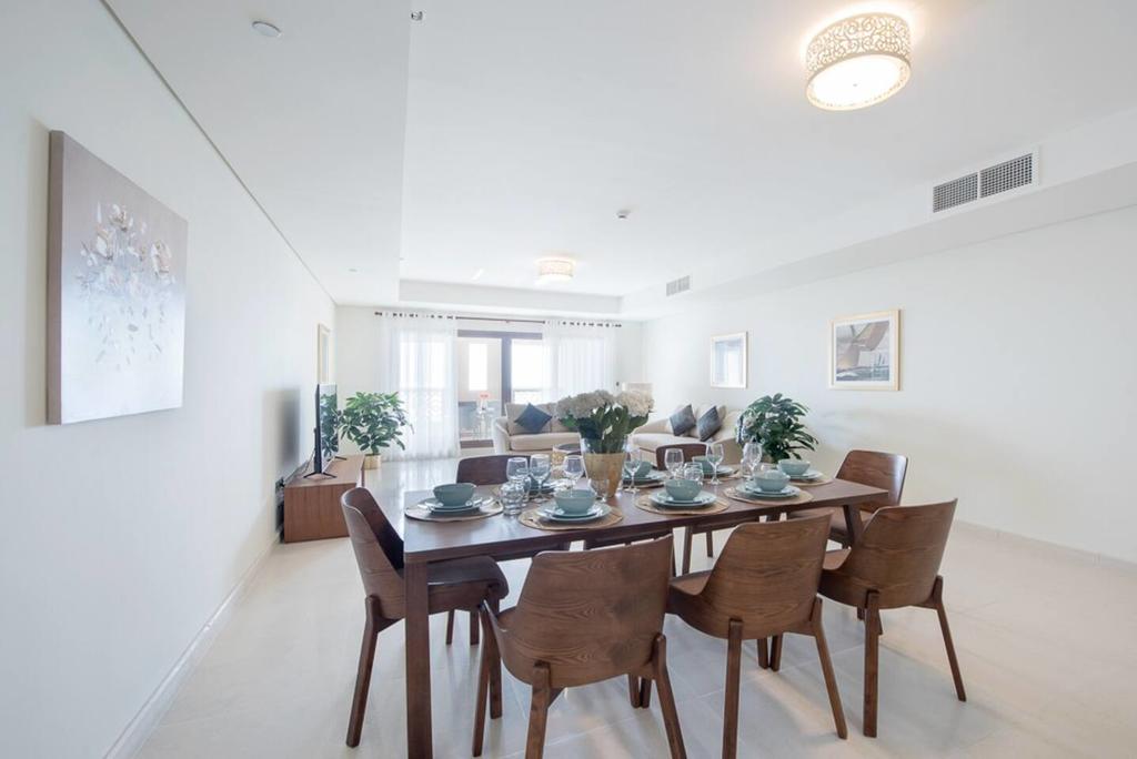 Astounding 3 BR With Full Sea View In Palm Jumeirah - thumb 3