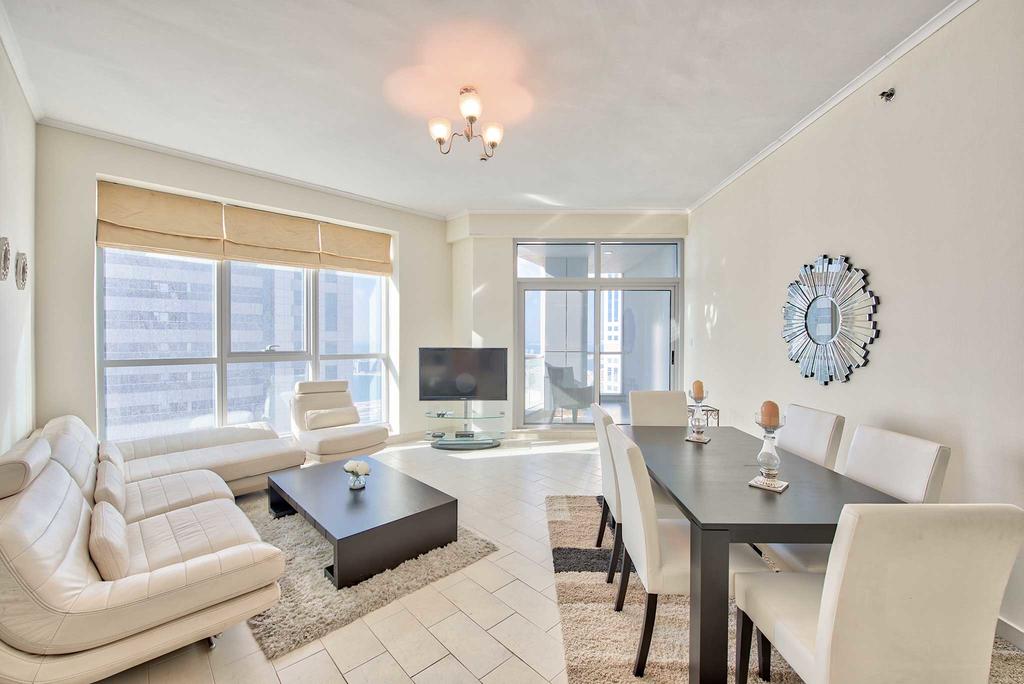 2 Bedroom Apartment In Dubai Marina By Deluxe Holiday Homes - thumb 0