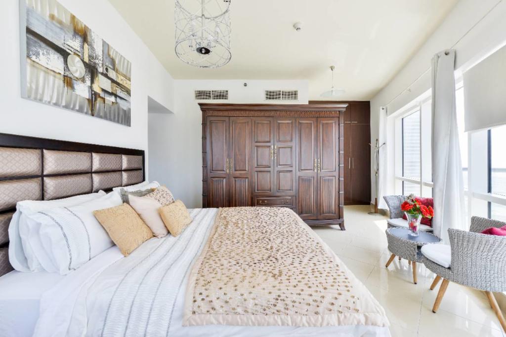 Beautiful 2Bed 2Baclcony In JLT, Dubai - thumb 4