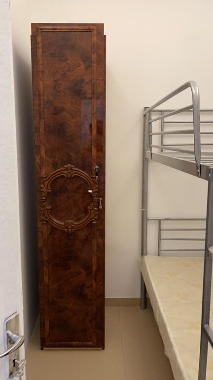 Bed Space For Indian And Pakistani Male Only - thumb 1