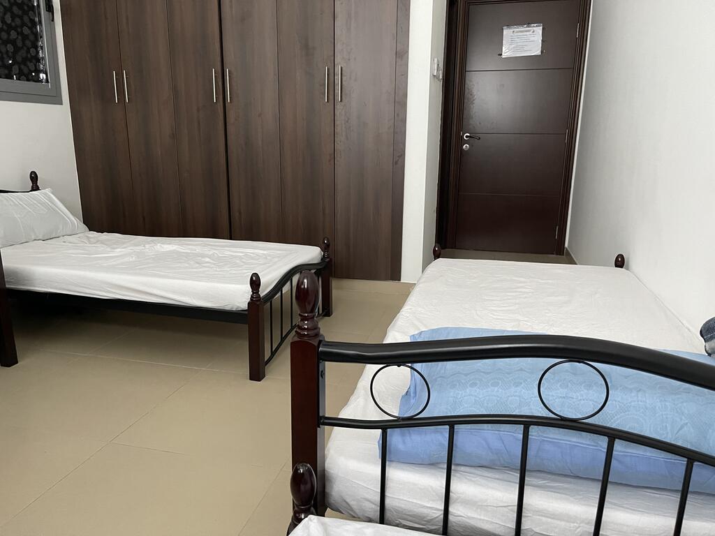 Bed Space For Indian And Pakistani Male Only - thumb 2