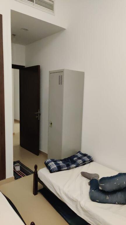 Bed Space For Indian And Pakistani Male Only - thumb 3
