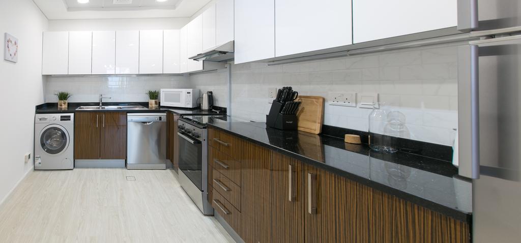 Bnbme-2B-MarinaArcade-705 - thumb 5