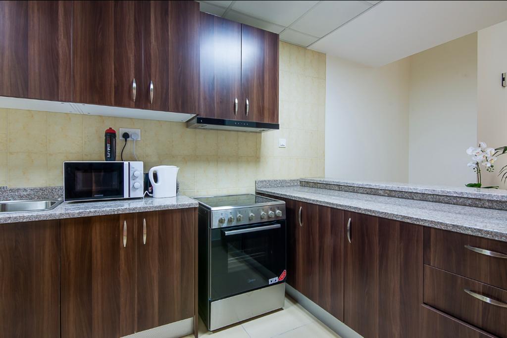 Canal View One Bedroom Apartment - thumb 6