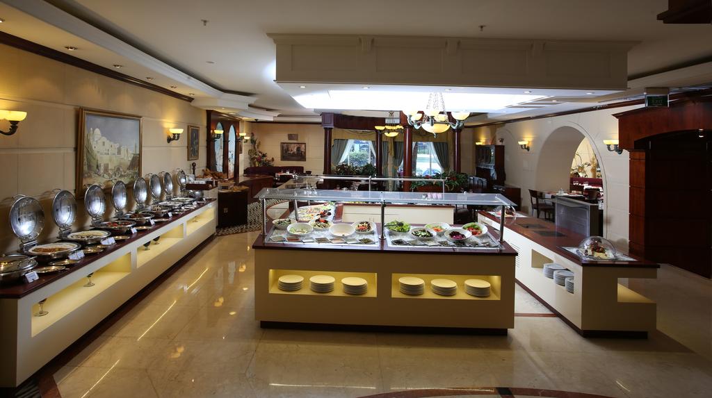 Carlton Palace Hotel - thumb 1