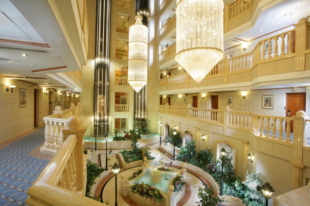 Carlton Palace Hotel - thumb 4