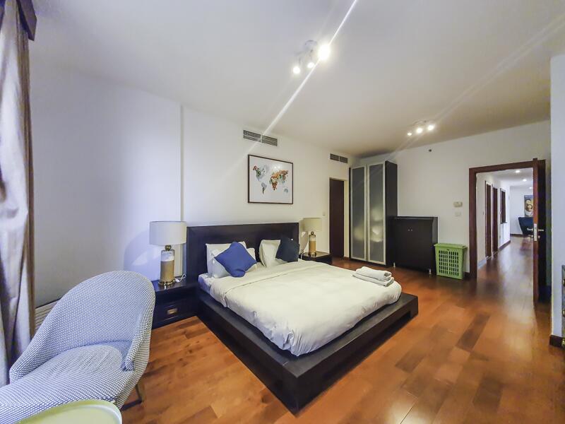 Castle Plaza- Partial Sea View 3 Bedroom - thumb 4