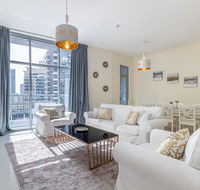 Charming 3 BR with walking distance to the Beach - Accommodation Abudhabi