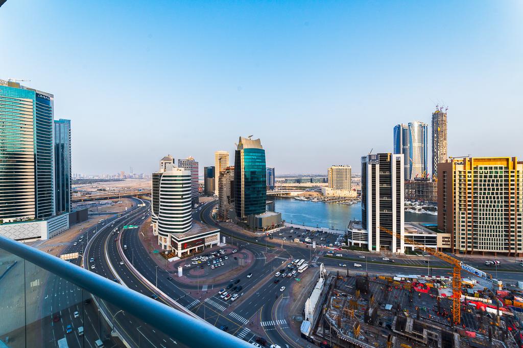 City Nights - 2B Burj Al Nujoom Tower - thumb 5