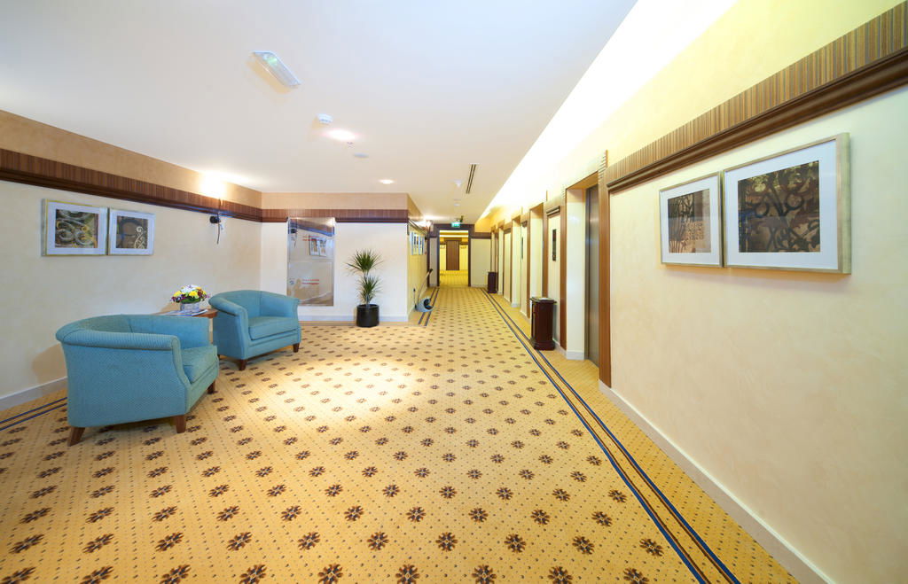 City Seasons Al Hamra Hotel - thumb 1