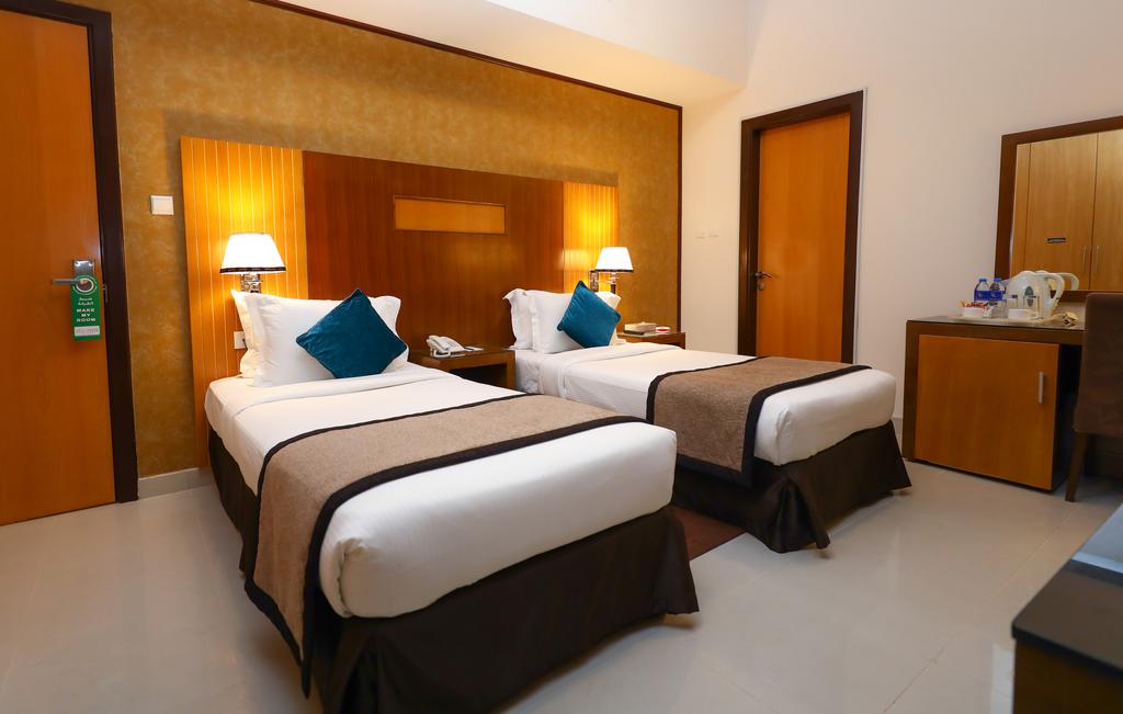 City Tower Hotel - thumb 4