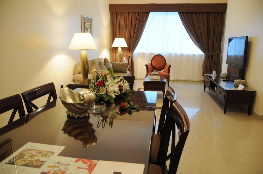 Clifton International Hotel - thumb 4