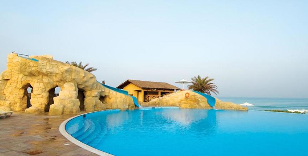 Coral Beach Resort Sharjah - thumb 3