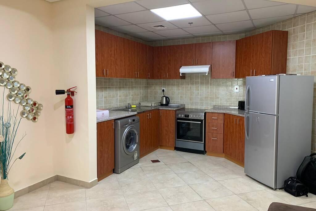 Cozy 2BHK Near To DMCC Metro Station -505 - thumb 6