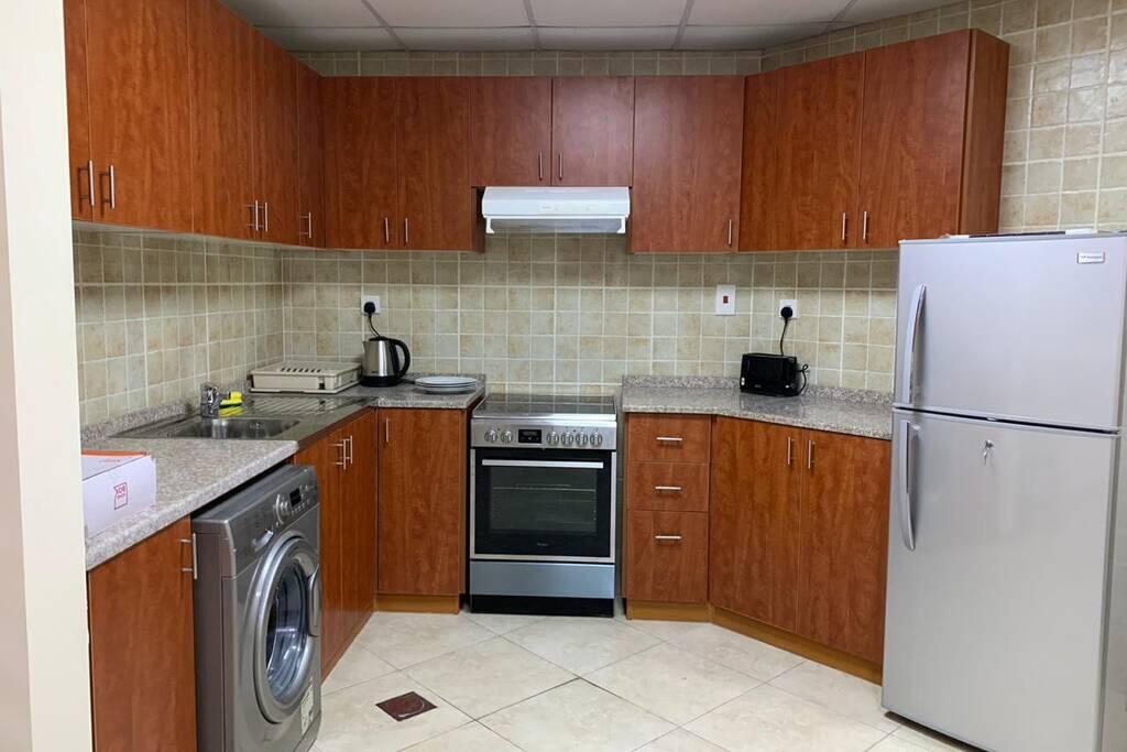 Cozy 2BHK Near To DMCC Metro Station -505 - thumb 5