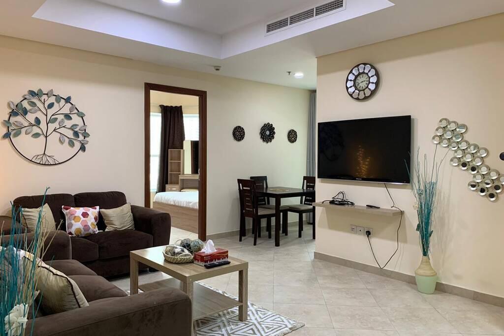 Cozy 2BHK Near To DMCC Metro Station -505 - thumb 3