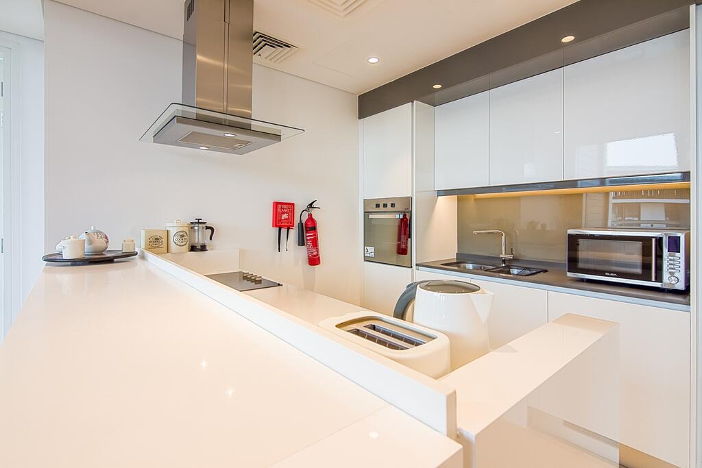 Cozy And Contemporary Apartment In Bluewaters Island - thumb 6