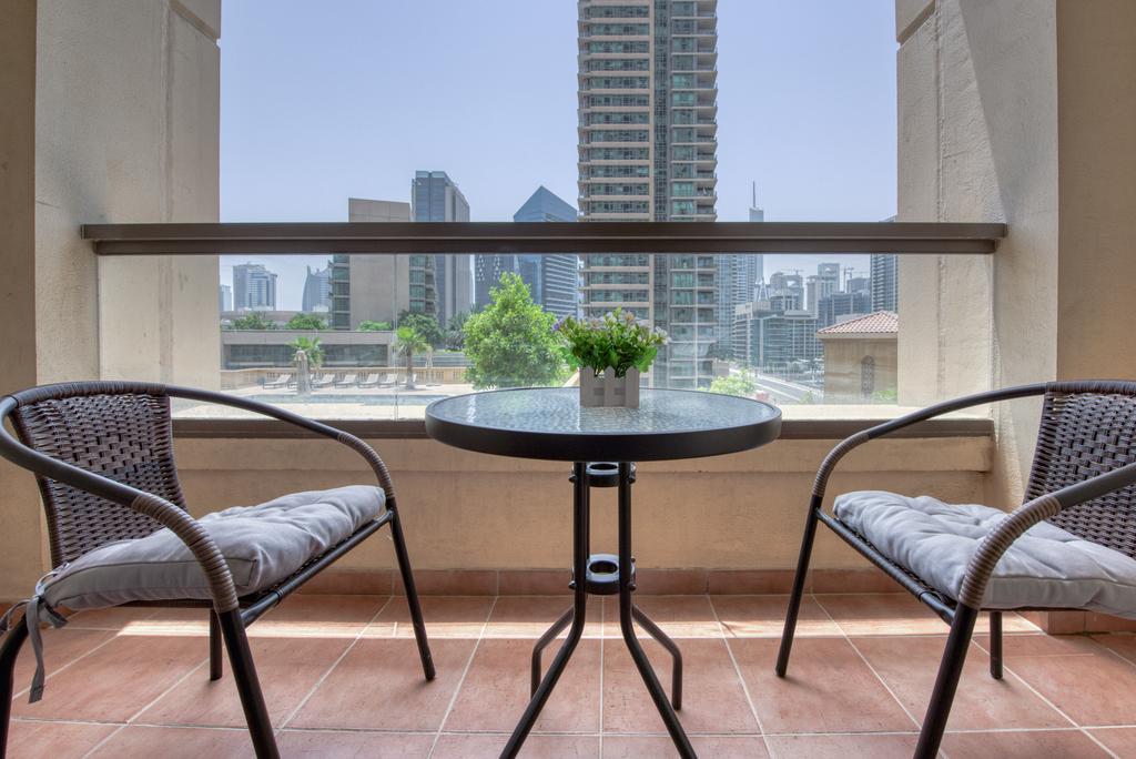 Cozy Beachfront Apartment In JBR By Deluxe Holiday Homes - thumb 3
