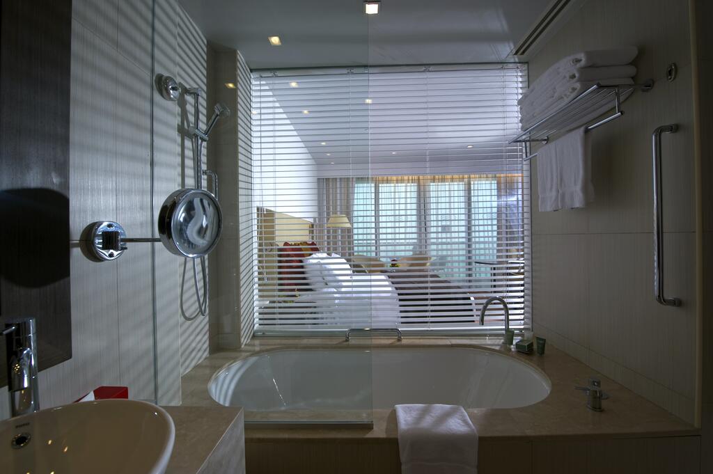 Crowne Plaza Yas Island, An IHG Hotel - thumb 2