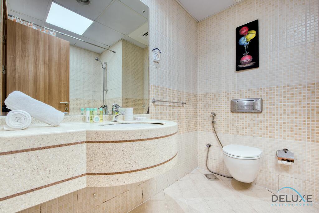 Delightful 1 Bedroom Apartment At Sulafa Tower, Dubai Marina By Deluxe Holiday Homes - thumb 4