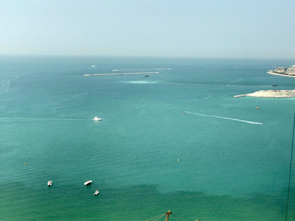 Deluxe Apartment See View From Each Room Jumeirah Beach - thumb 1