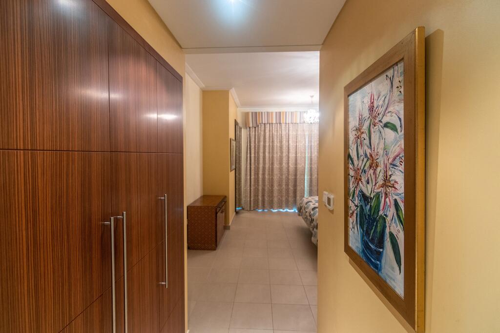 Desert City Stays - Marina 1 Bed - thumb 3